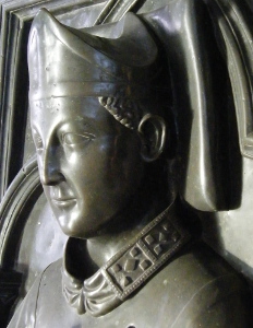 France Amiens Cathedral - Notre Dame Geoffroy deu eveque d Amiens 1236